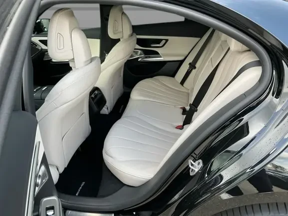 Mercedes-Benz E 450 d 4Matic = AMG Line = Advanced Plus Гаранция - изображение 8