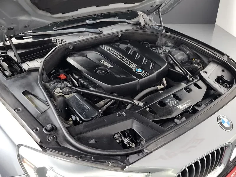 BMW 5 Gran Turismo 20d ED Edition, снимка 6 - Автомобили и джипове - 53035704