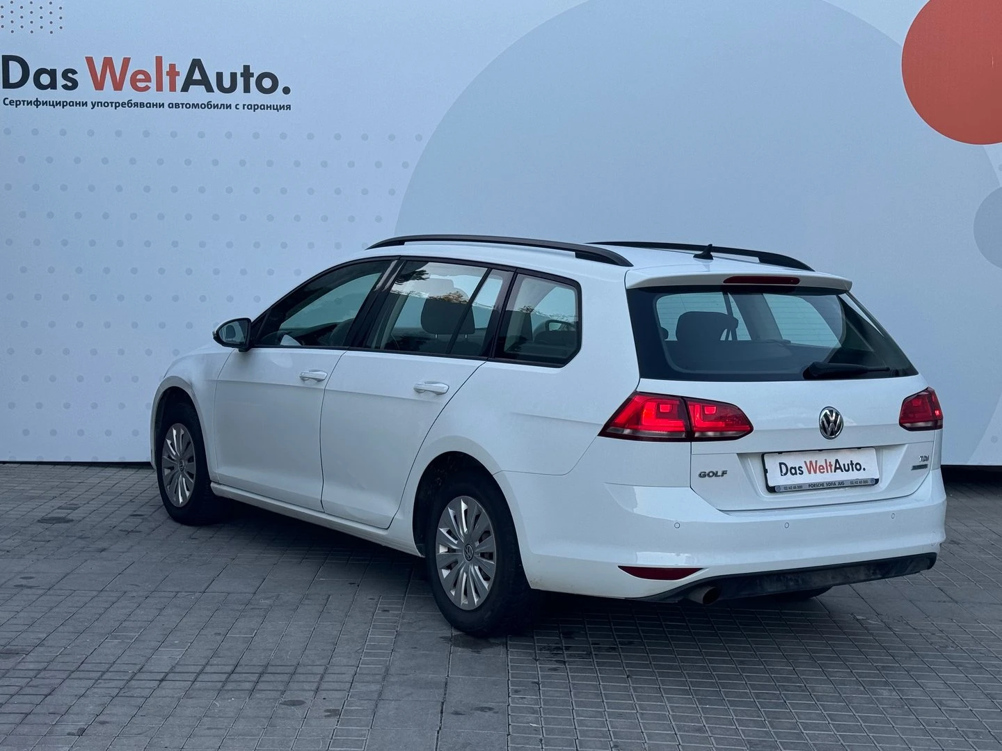 VW Golf Variant Trendline 1.6TDI BMT - изображение 4