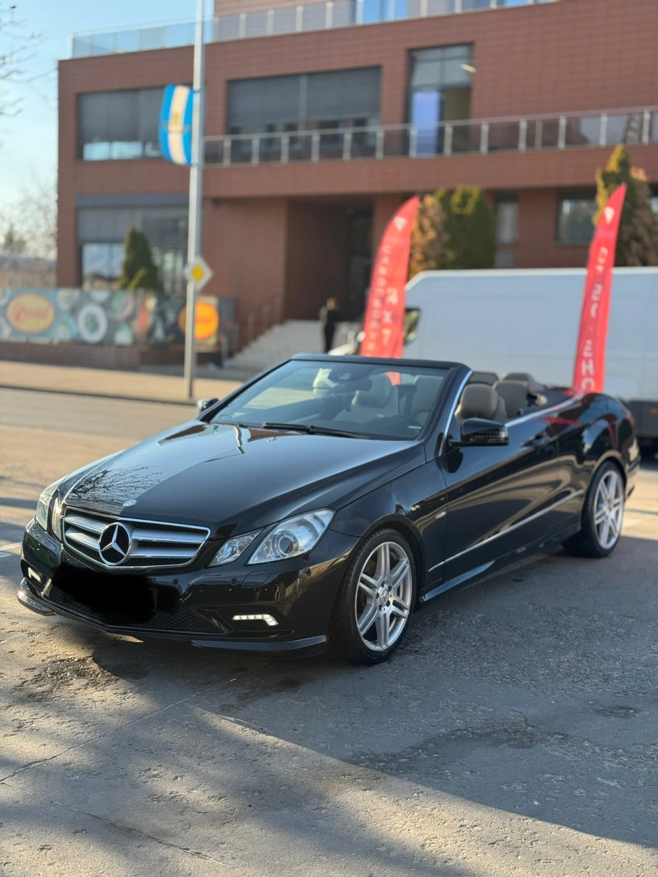 Mercedes-Benz E 220 AMG  - изображение 10