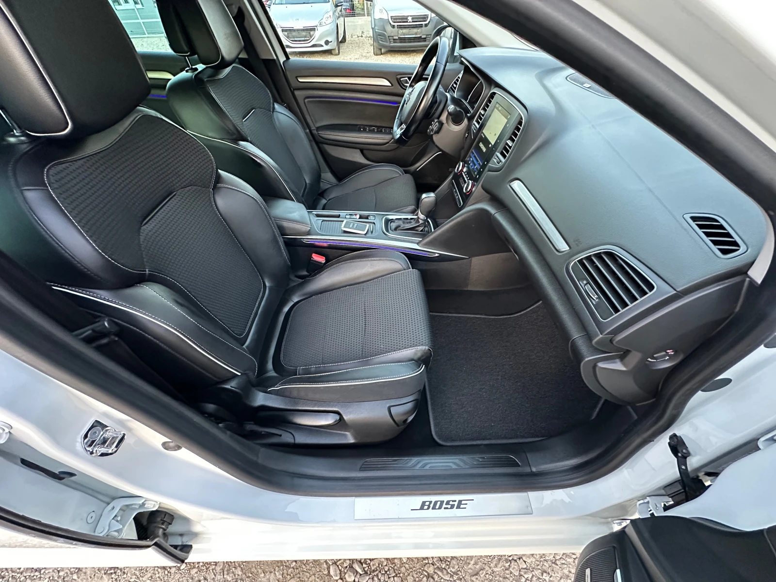 Renault Megane 1.5DCI* FULL* BOSE* AVTOMAT - изображение 9
