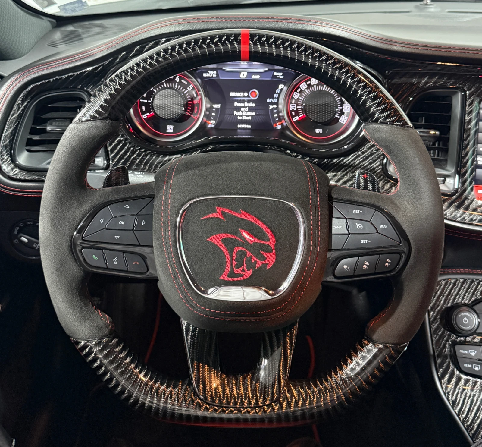 Dodge Challenger Scat Pack 392 SRT   Carbon Interior Wide Body Kit | Mobile.bg   13