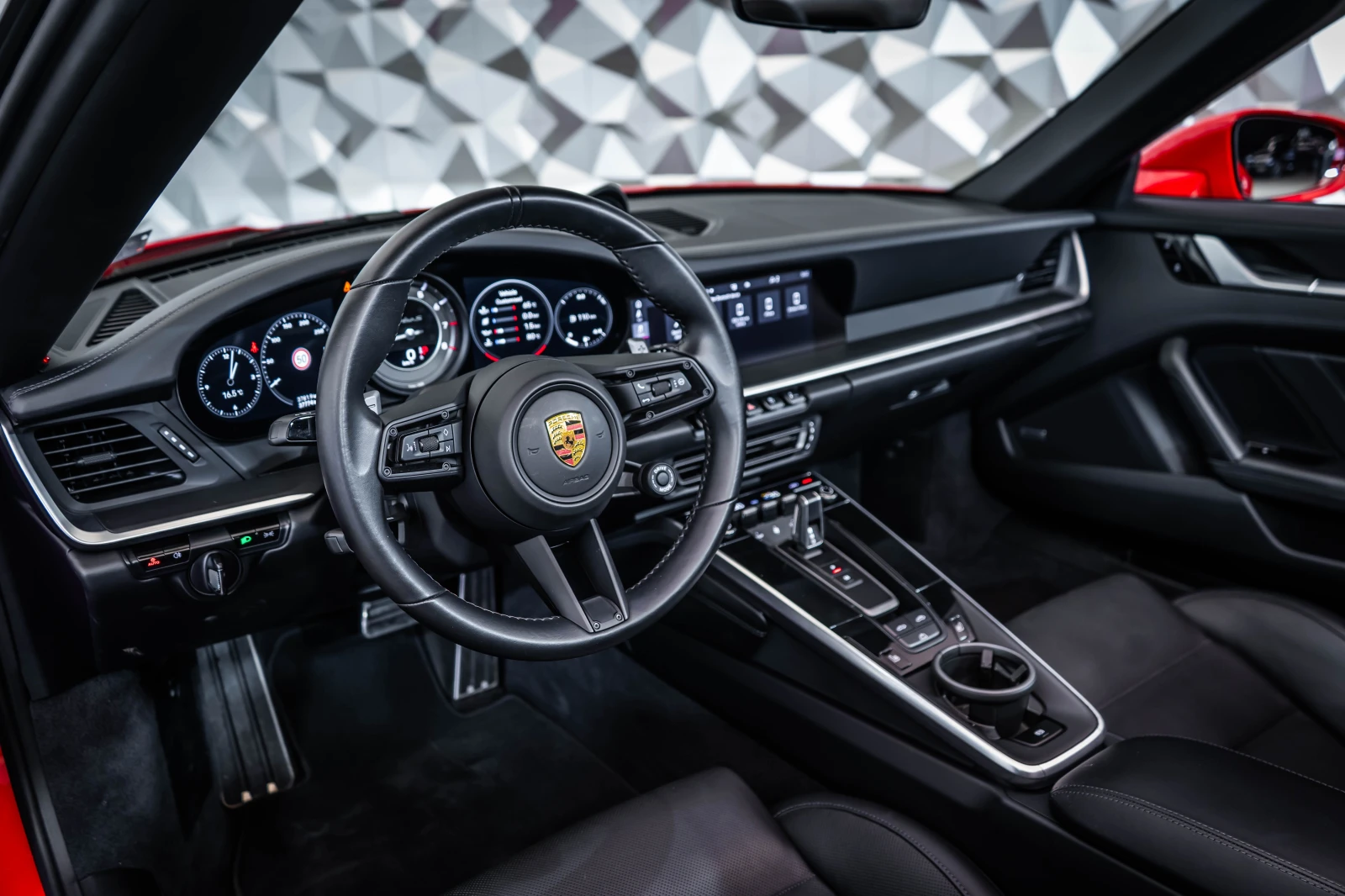 Porsche 911 Turbo S cabrio - изображение 8