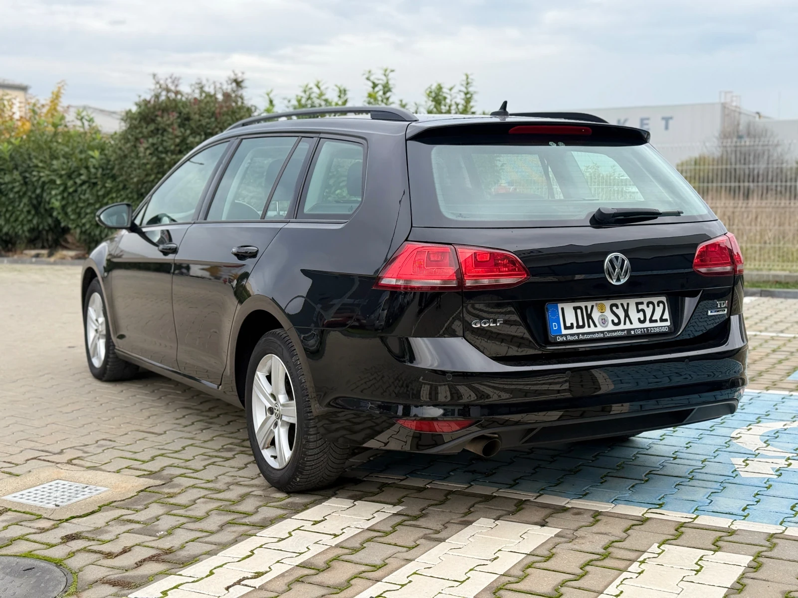 VW Golf 1.6TDI* НАВИ* КОЖА* МАСАЖ* ГЕРМАНИЯ* КАТО НОВА* *  - изображение 6