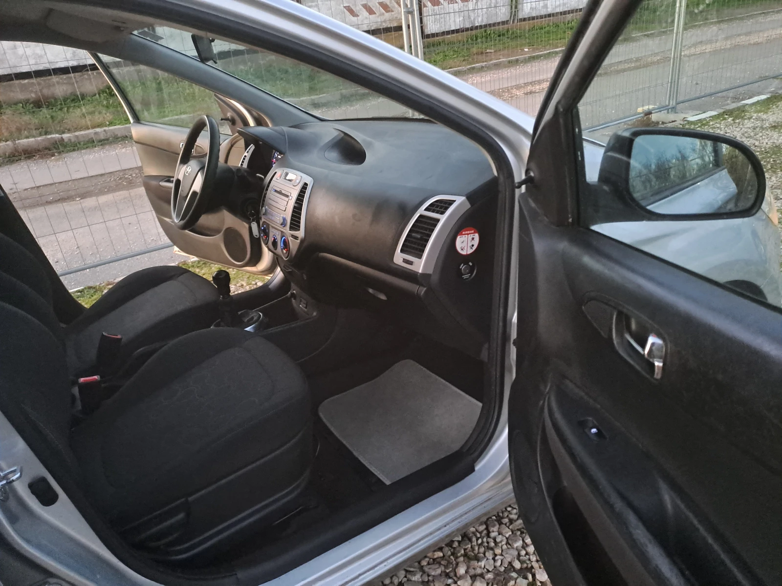 Hyundai I20 1.3i  SPEZIALL - изображение 7