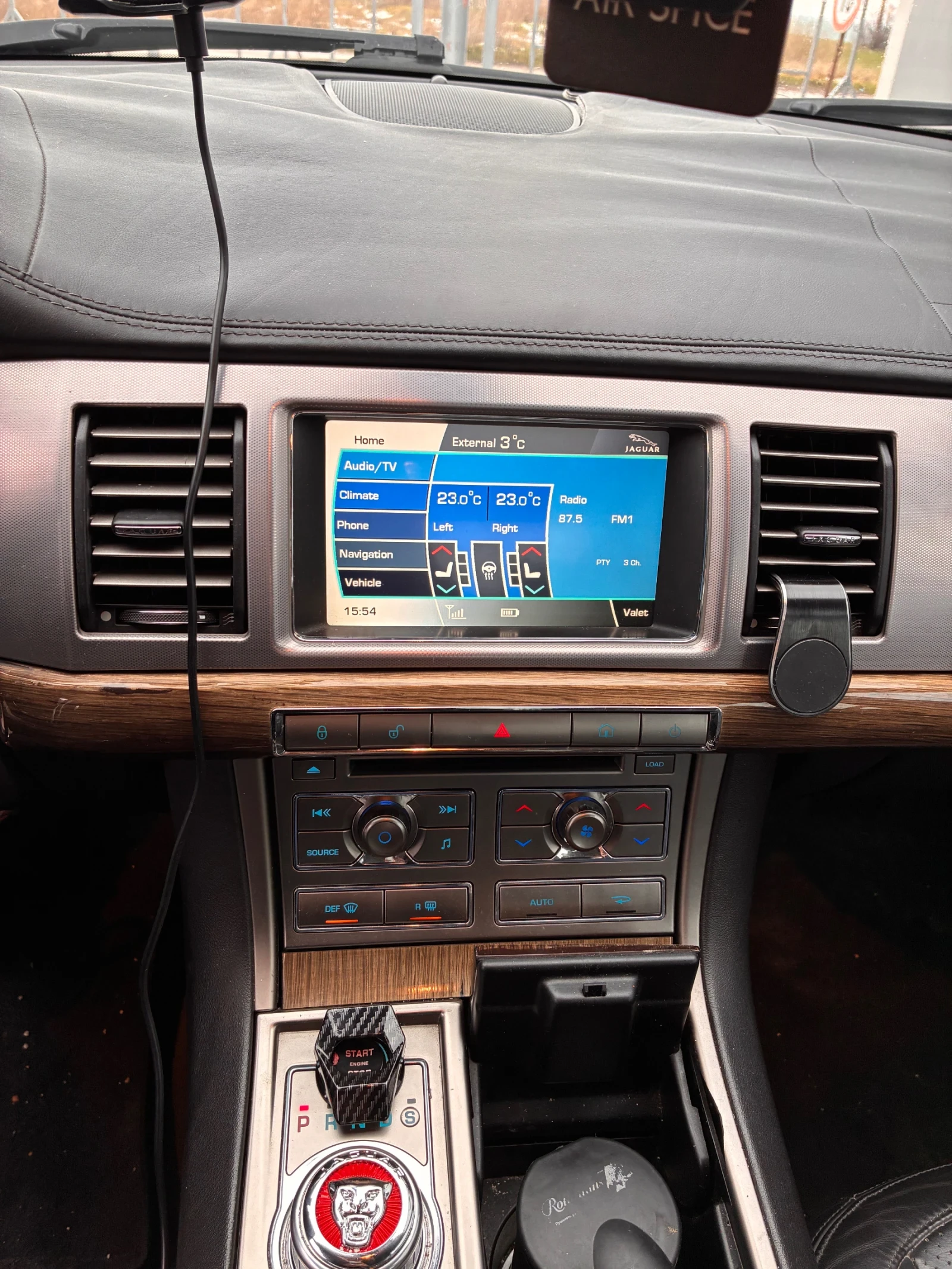 Jaguar Xf 3.0 V6 - изображение 10