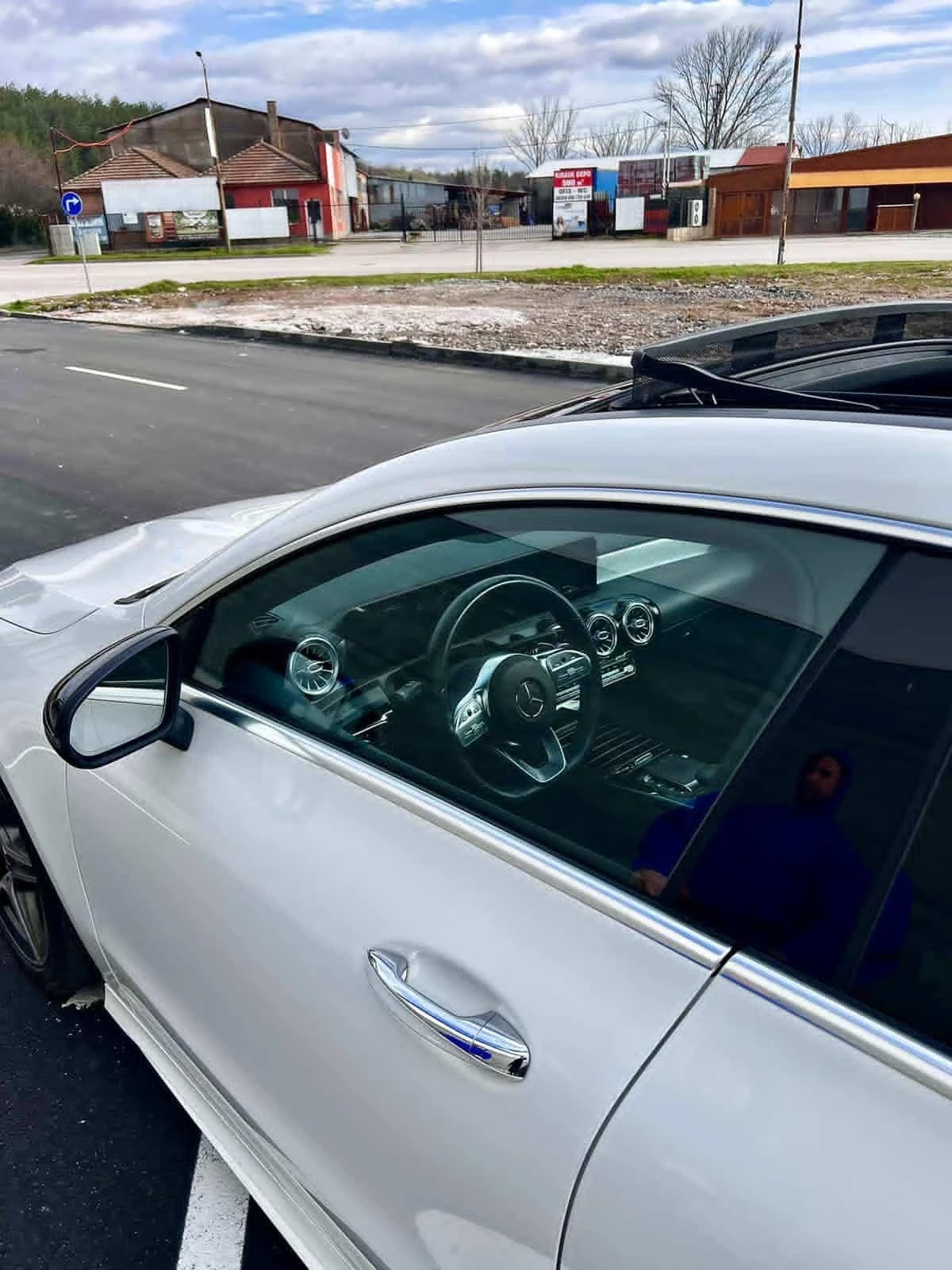 Mercedes-Benz CLA 200, снимка 8 - Автомобили и джипове - 53875131