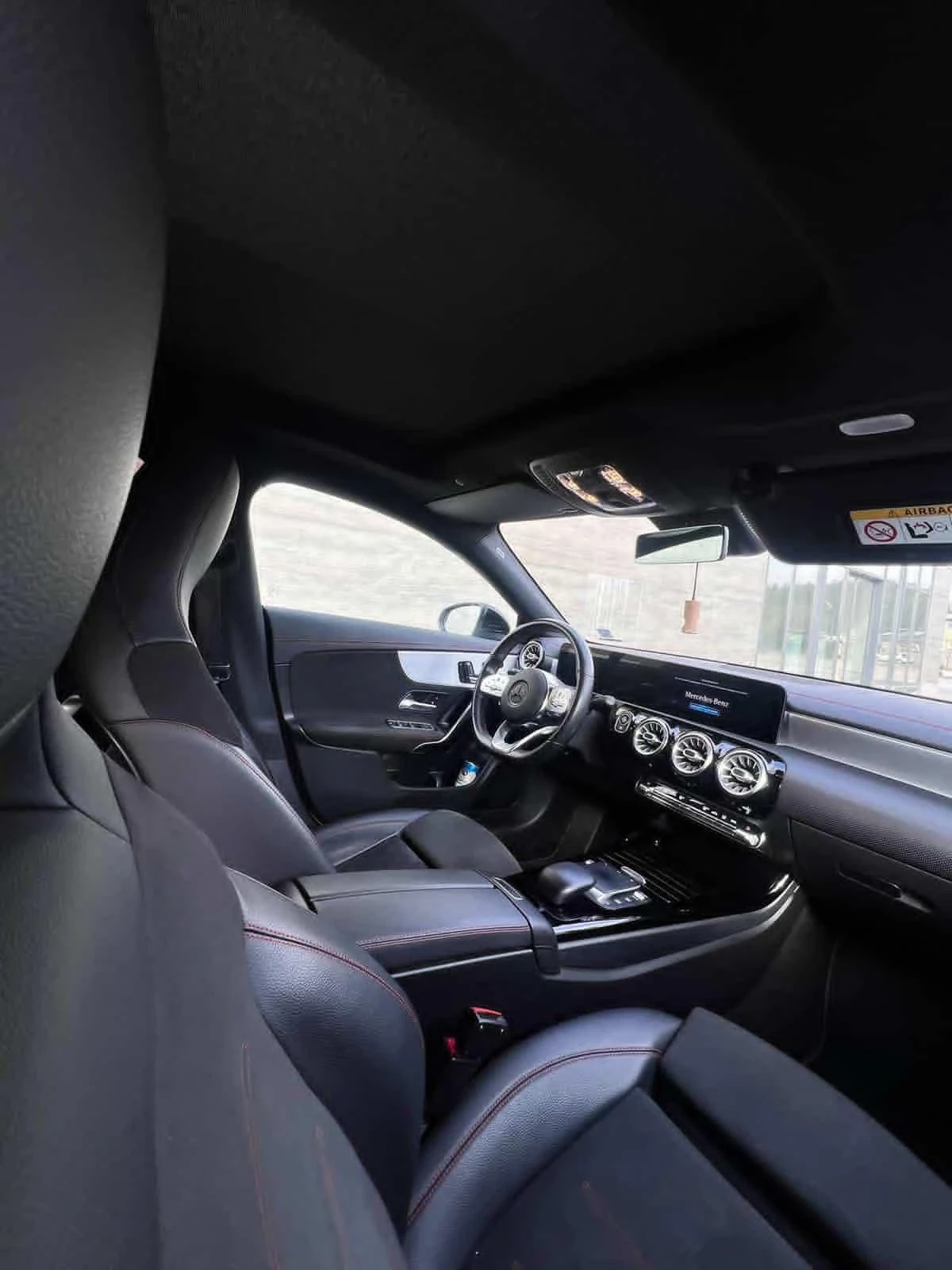 Mercedes-Benz CLA 200, снимка 16 - Автомобили и джипове - 53875131