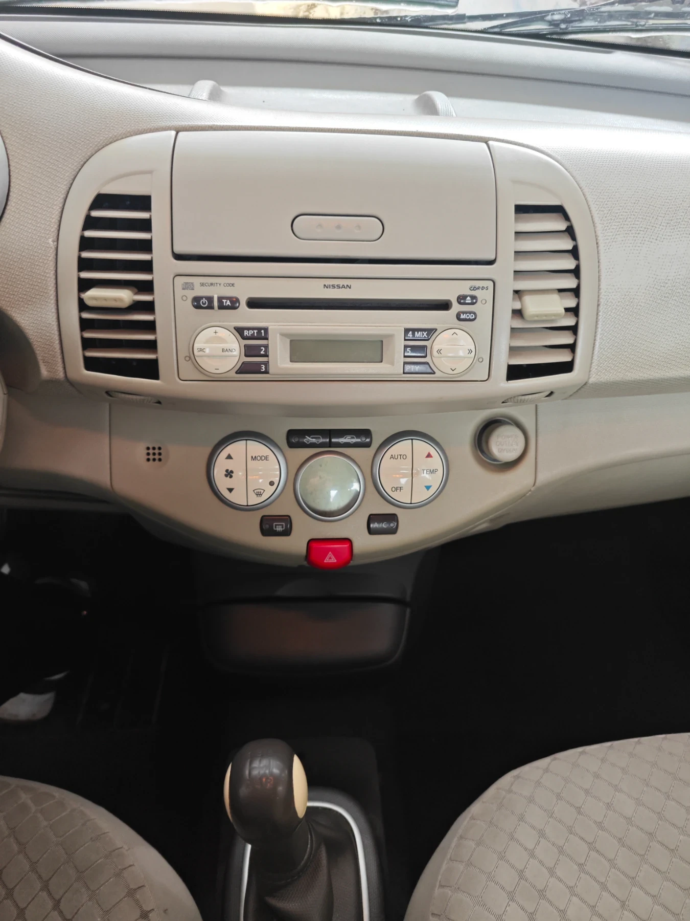 Nissan Micra K12, снимка 15 - Автомобили и джипове - 54240984