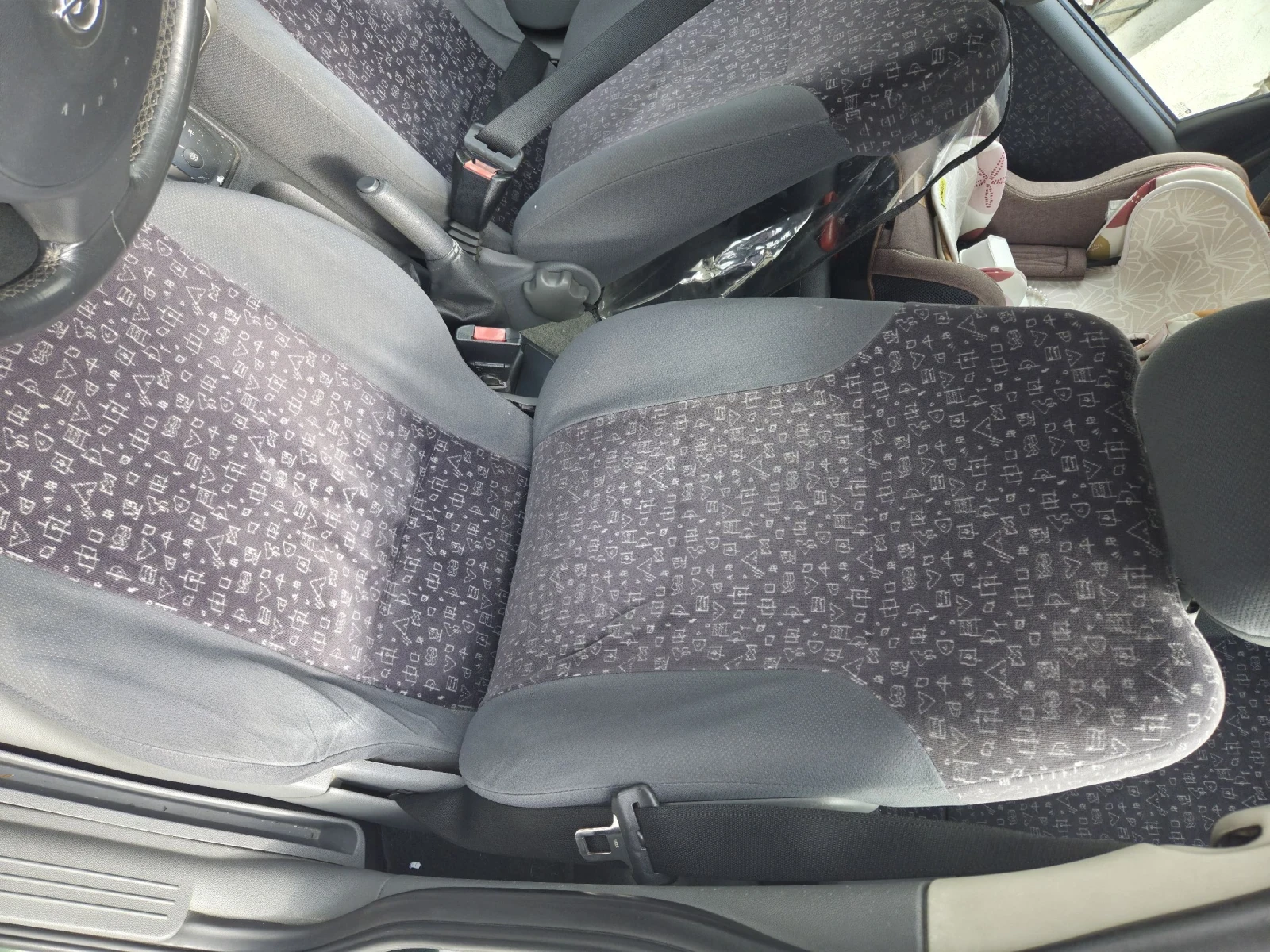Opel Corsa 1.2, снимка 9 - Автомобили и джипове - 54390841