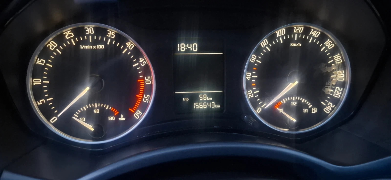 Skoda Octavia 1.6TDI 105 155000KM , снимка 11 - Автомобили и джипове - 54504630