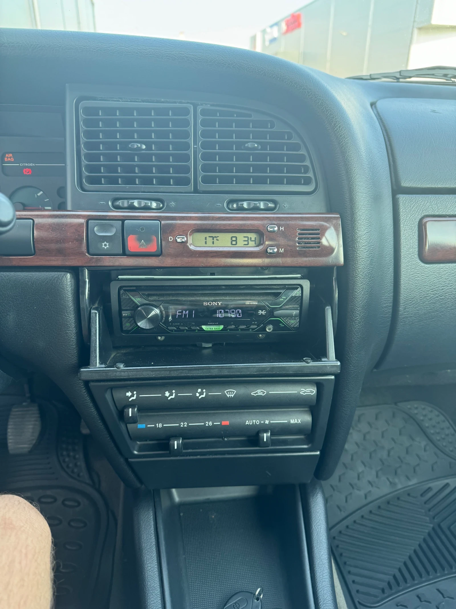 Citroen Xantia 2.0 HDI , снимка 9 - Автомобили и джипове - 54810205