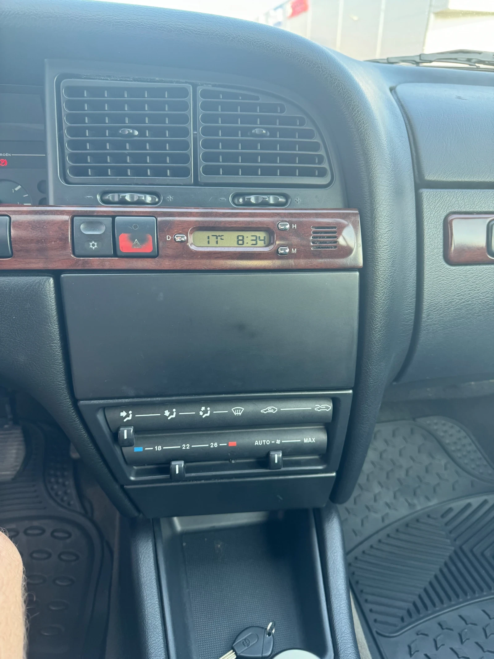 Citroen Xantia 2.0 HDI , снимка 15 - Автомобили и джипове - 54810205