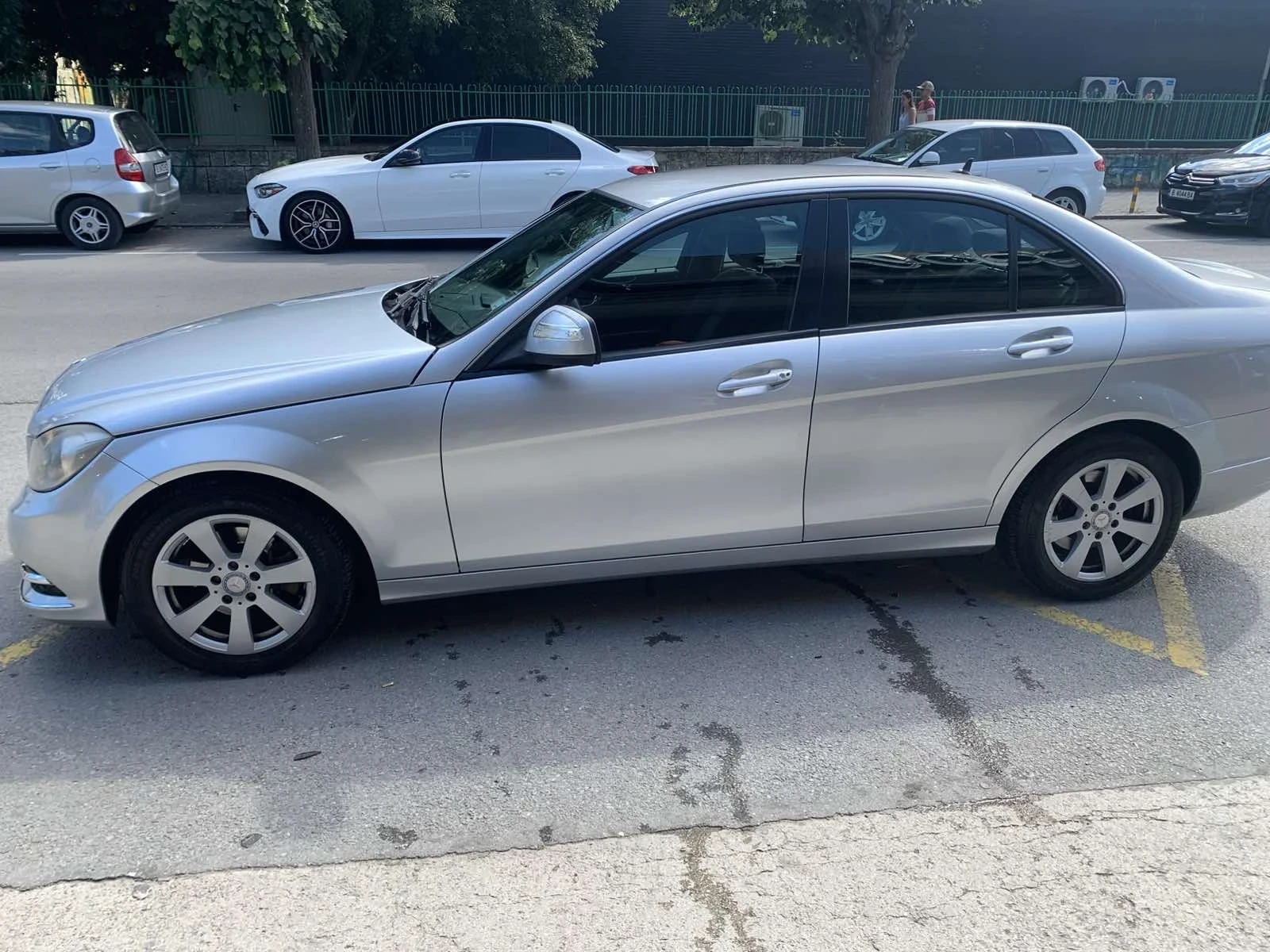 Mercedes-Benz C 220 Sedan, снимка 5 - Автомобили и джипове - 54916016