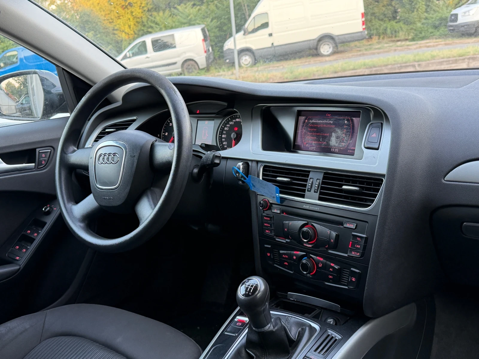 Audi A4 2.0TDI S-Line, снимка 6 - Автомобили и джипове - 55067308