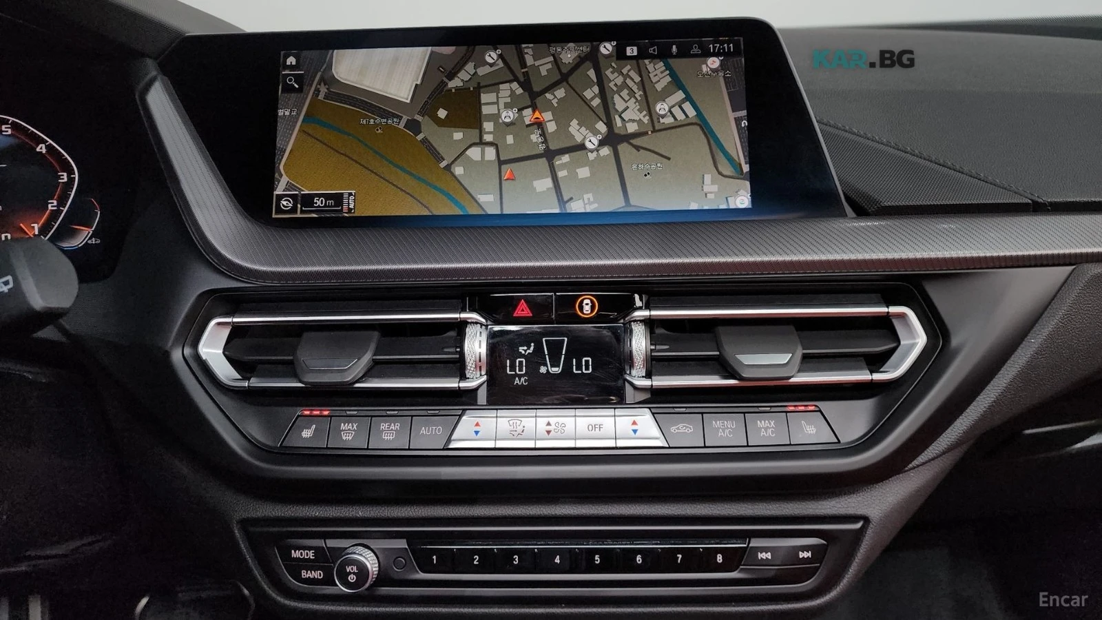 BMW M135 xDrive* КОЖА* НАВИ* ПАНО* HUD, снимка 12 - Автомобили и джипове - 55235454
