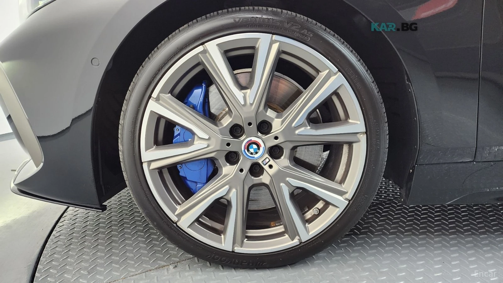 BMW M135 xDrive* КОЖА* НАВИ* ПАНО* HUD, снимка 5 - Автомобили и джипове - 55235454