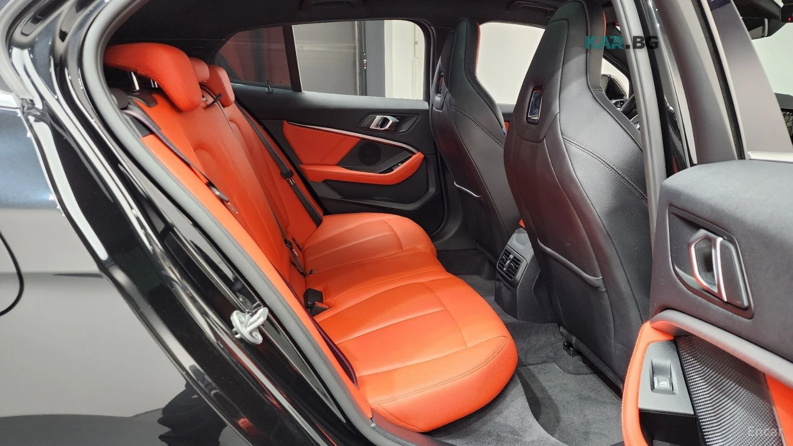 BMW M135 xDrive* КОЖА* НАВИ* ПАНО* HUD, снимка 10 - Автомобили и джипове - 55235454