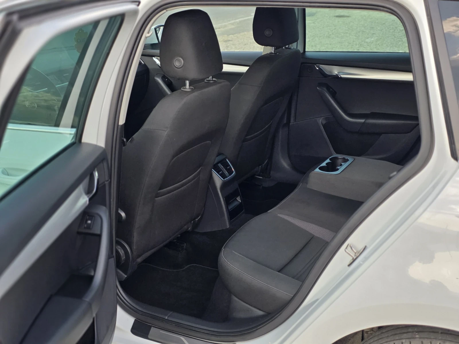 Skoda Octavia 1.6 tdi 116 k.c. �������� ������ | Mobile.bg � ����������� 10