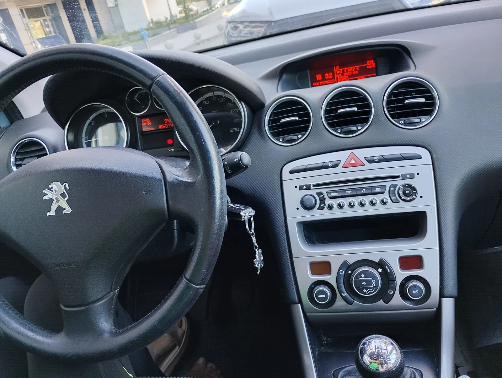 Peugeot 308, снимка 6 - Автомобили и джипове - 55471992
