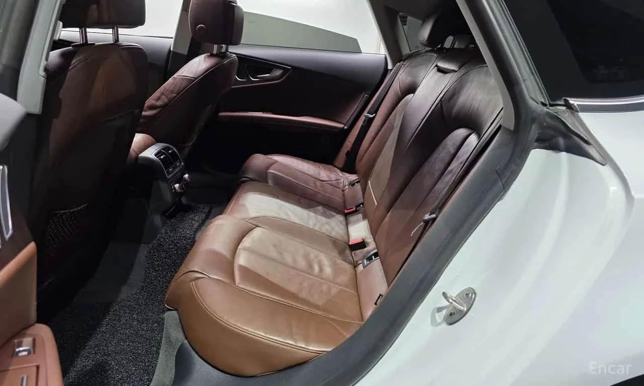 Audi A7 * 50 TDI Quattro * ОПЦИЯ ЗА ФИНАНСИРАНЕ , снимка 11 - Автомобили и джипове - 55596484