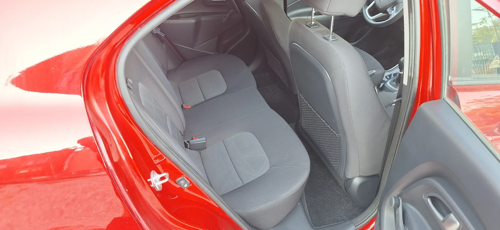 Kia Rio 1.4 i.52000km.Швейцария., снимка 14 - Автомобили и джипове - 55618125