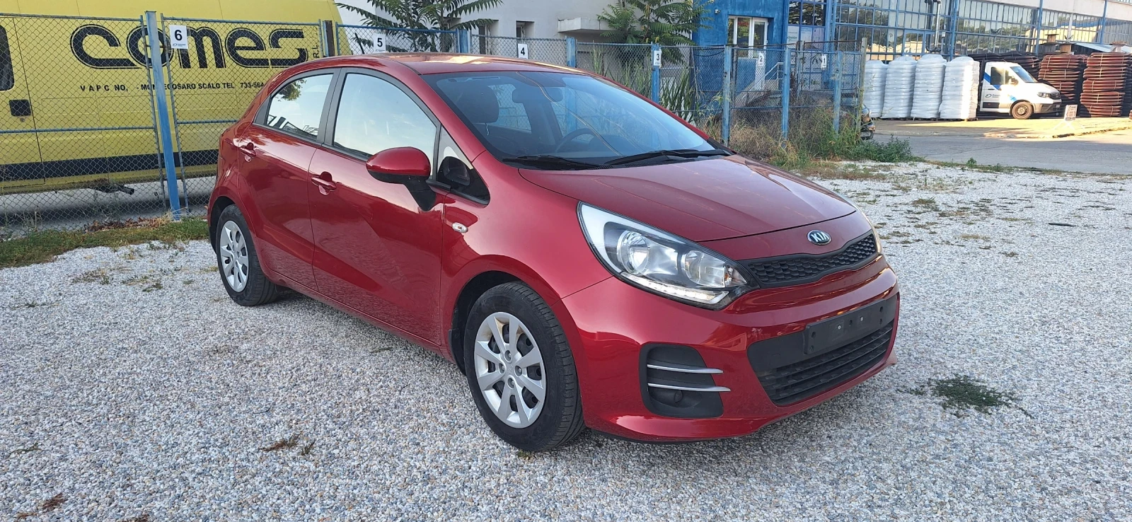 Kia Rio 1.4 i.52000km.Швейцария., снимка 3 - Автомобили и джипове - 55618125