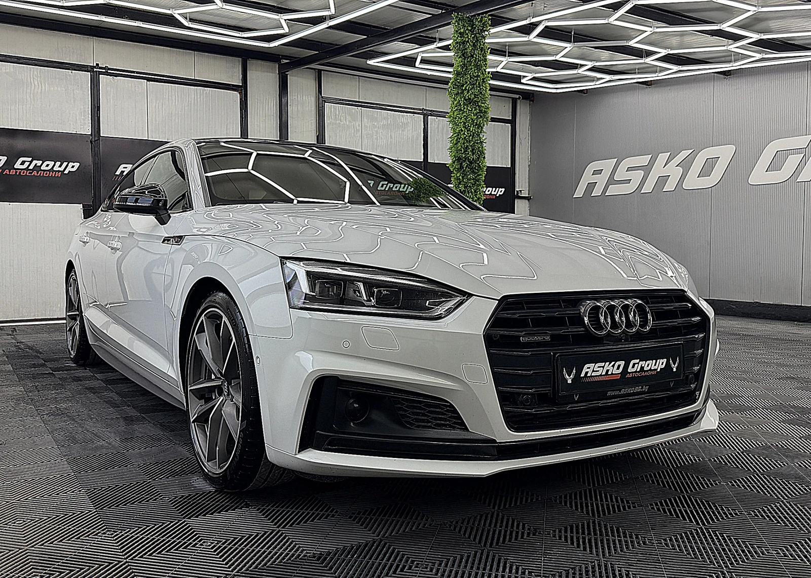 Audi A5 S-Line+ + + /PANORAMA/PODGREV/KeylessGo/ЛИЗИНГ, снимка 3 - Автомобили и джипове - 55693221