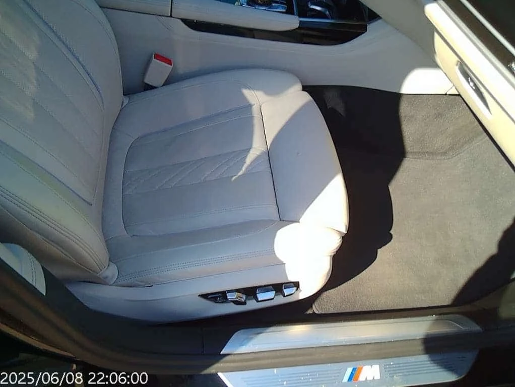 BMW 750 xDrive EXCECUTIVE/M Sport Package  CARFAX | Mobile.bg � ����������� 5