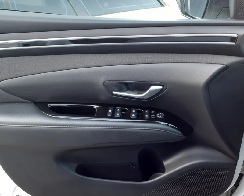 Hyundai Tucson Mild Hybryd, снимка 8 - Автомобили и джипове - 49426957