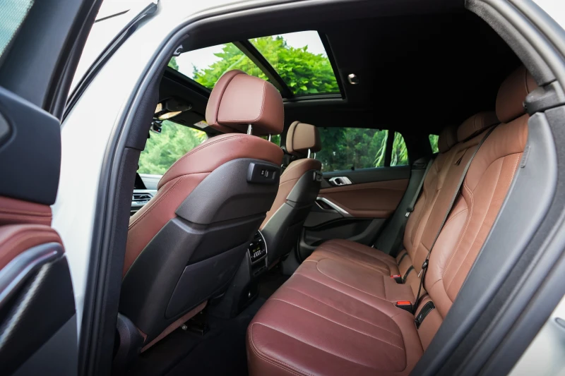 BMW X6 4.0i M PACK| FULL| ВАКУУМ| ТОП СЪСТОЯНИЕ| ПАНОРАМА, снимка 13 - Автомобили и джипове - 50919239