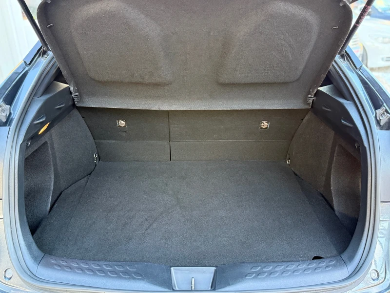 Toyota C-HR 1.8 HYBRID 122ps. ГАРАНЦИЯ! СОБСТВЕН ЛИЗИНГ/БАРТЕР, снимка 13 - Автомобили и джипове - 52538802