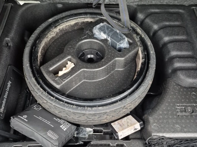 Mercedes-Benz GLE 53 4MATIC * AMG * CARFAX * БЕЗ ПЪРВОНАЧАЛНА ВНОСКА, снимка 14 - Автомобили и джипове - 52841495