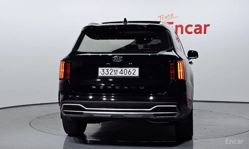 Kia Sorento, снимка 4 - Автомобили и джипове - 52888150