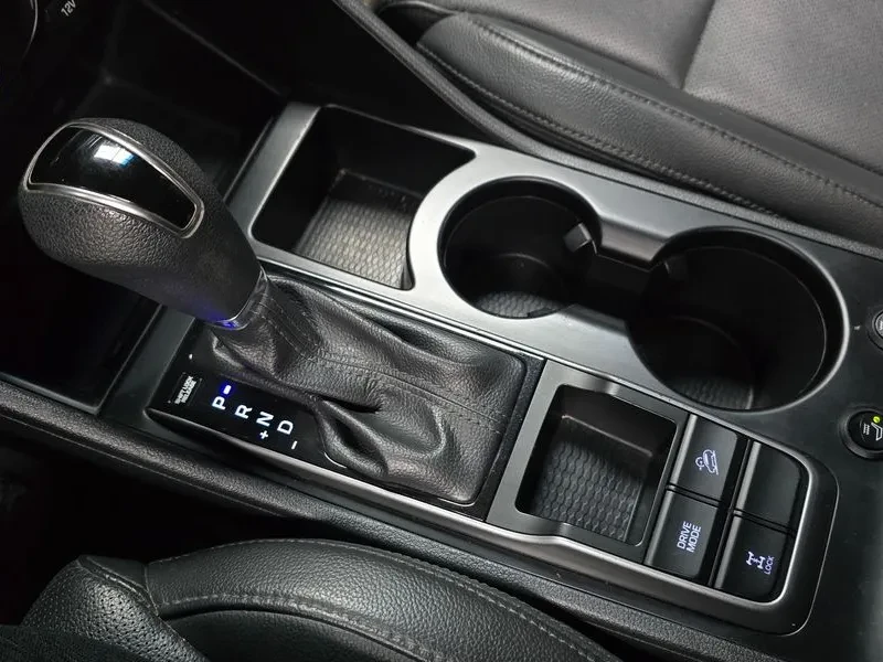 Hyundai Tucson 2.0 4Wd Style - изображение 9