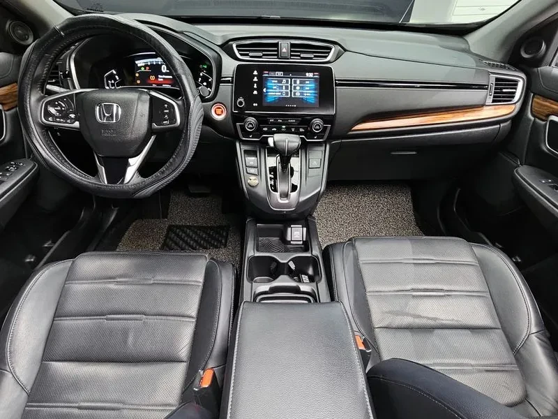 Honda Cr-v Executive-L 1.5 Бензин 4х4, снимка 3 - Автомобили и джипове - 55475661