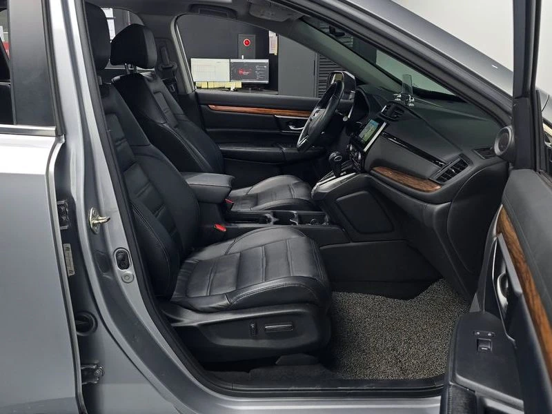 Honda Cr-v 1.5 Automatic, снимка 10 - Автомобили и джипове - 55923324