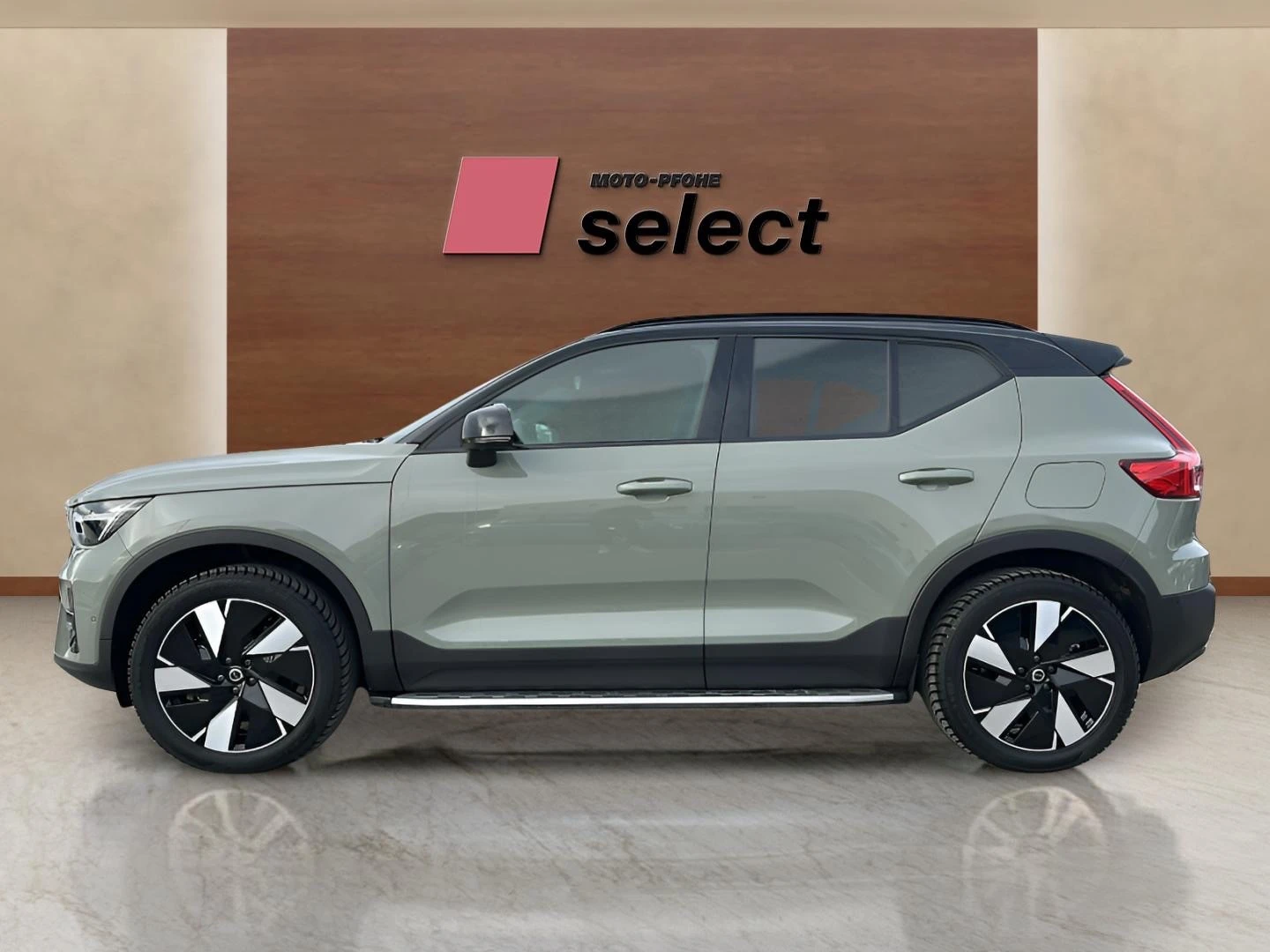 Volvo XC40 Single Motor - изображение 5