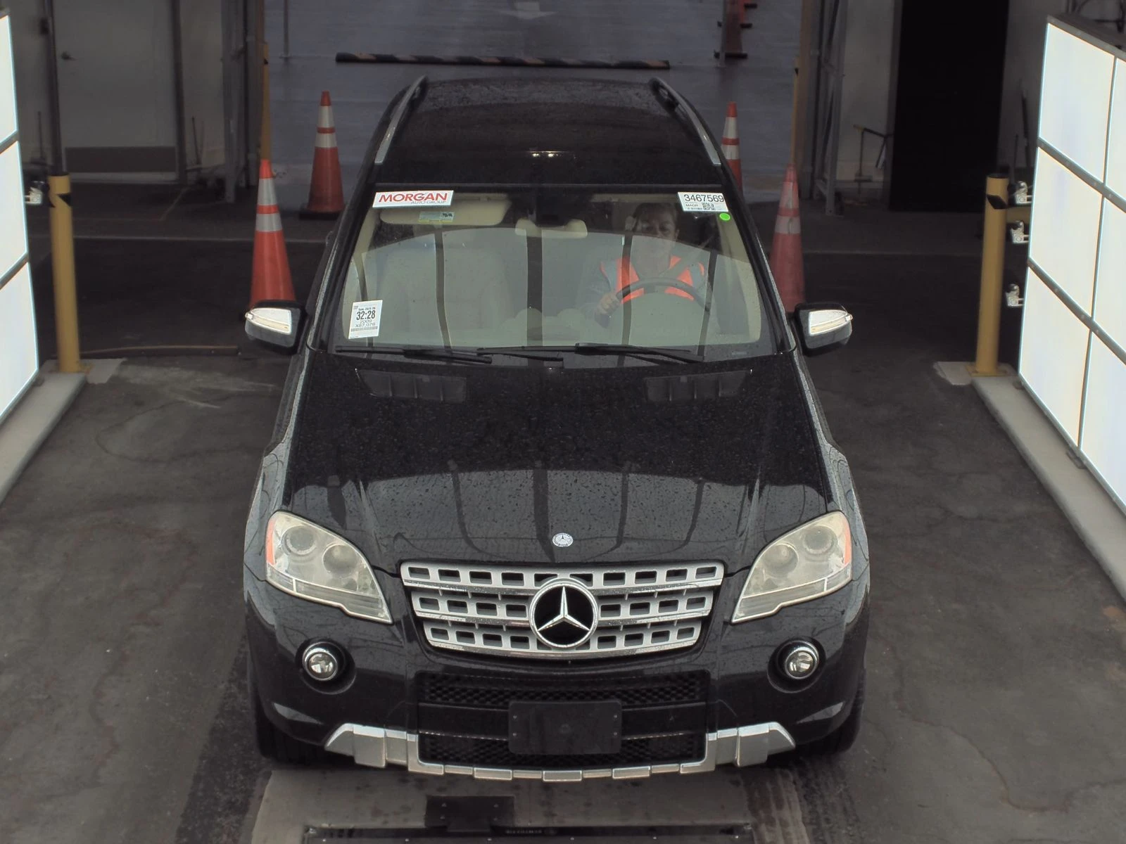 Mercedes-Benz ML 500 4MATIC - изображение 2