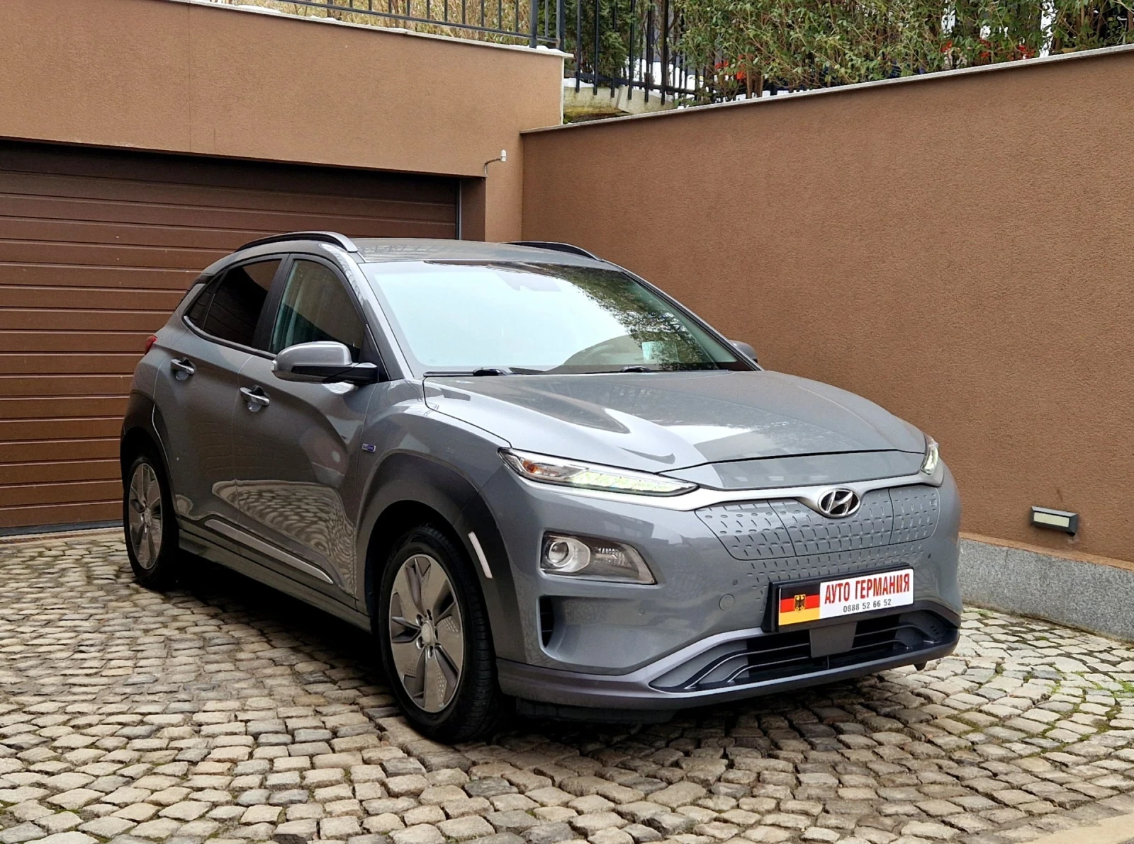 Hyundai Kona 64KWh/Premium/SOH100