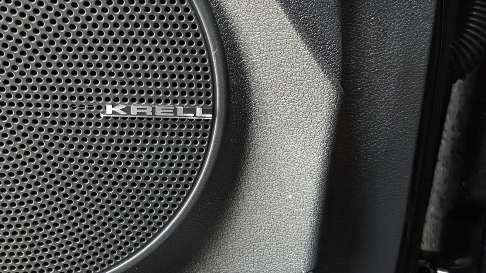 Hyundai Kona 64KWh/Premium/SOH100, снимка 15 - Автомобили и джипове - 53600521