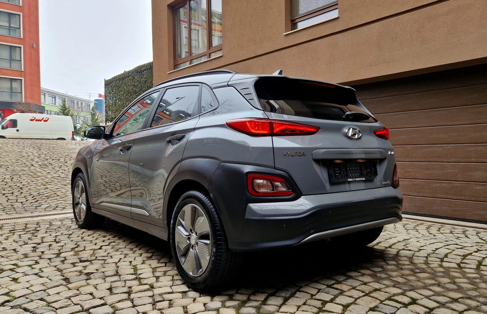 Hyundai Kona 64KWh/Premium/SOH100 - изображение 4