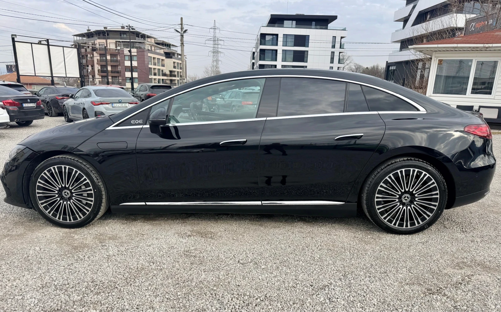 Mercedes-Benz EQE 300HYPERSCREEN-AIR MATIC-SOFT-CLOSE ГАРАНЦИЯ, снимка 2 - Автомобили и джипове - 53738724