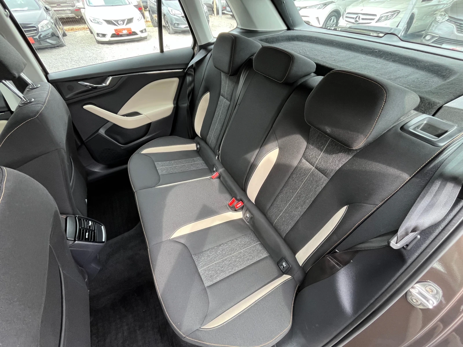 Skoda Kamiq 1.0 G-Tec / SE L Edition / 104.000км, снимка 13 - Автомобили и джипове - 53924075