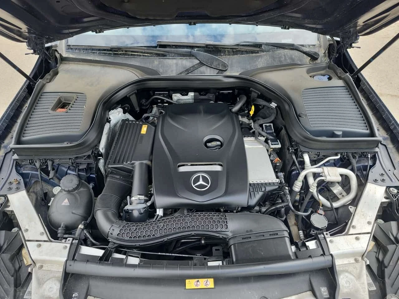 Mercedes-Benz GLC 300 4MATIC* PANORAMA* ПОДГРЕВИ* KEYLESS* , снимка 16 - Автомобили и джипове - 54473529
