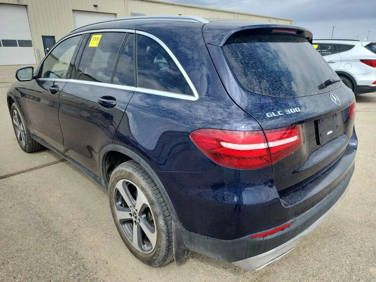 Mercedes-Benz GLC 300 4MATIC* PANORAMA* ПОДГРЕВИ* KEYLESS* , снимка 4 - Автомобили и джипове - 54473529