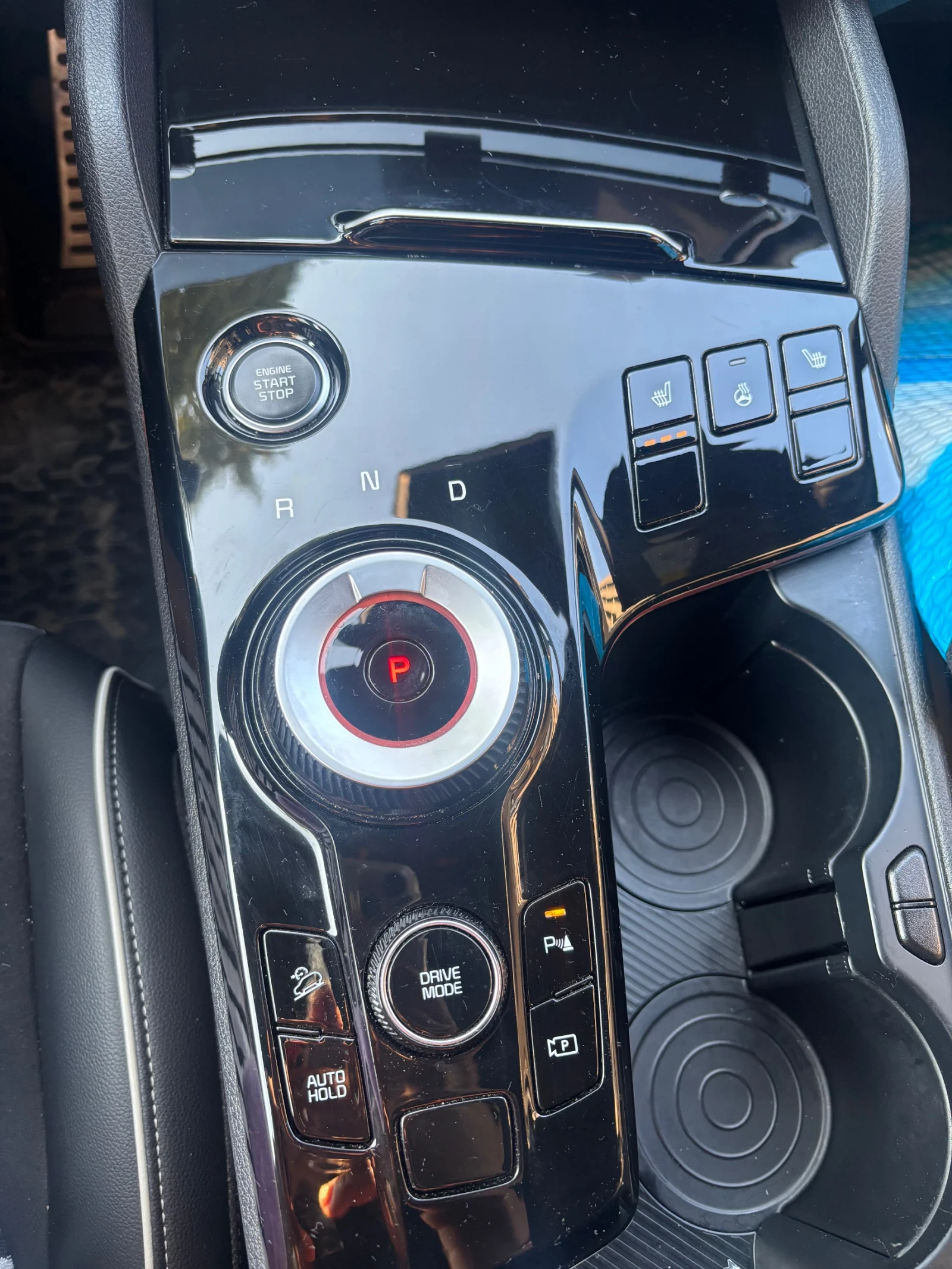 Kia Sportage, снимка 7 - Автомобили и джипове - 55722469