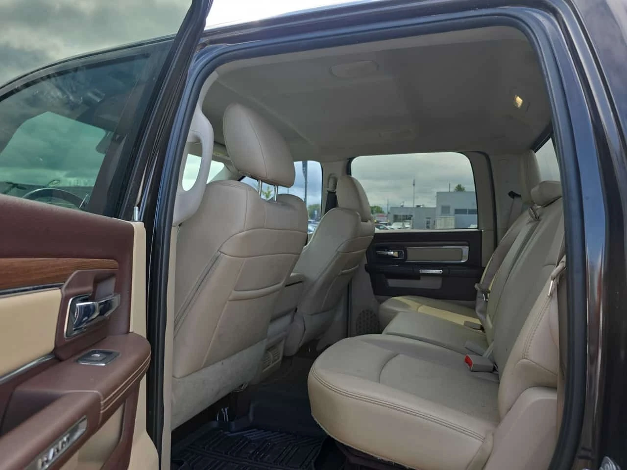 Dodge RAM 1500 * Laramie * ���������� ��� ������������ ������*  | Mobile.bg � ����������� 13