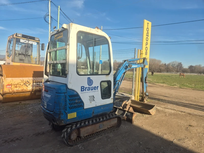 Багер Takeuchi TB016, снимка 2 - Индустриална техника - 52813670