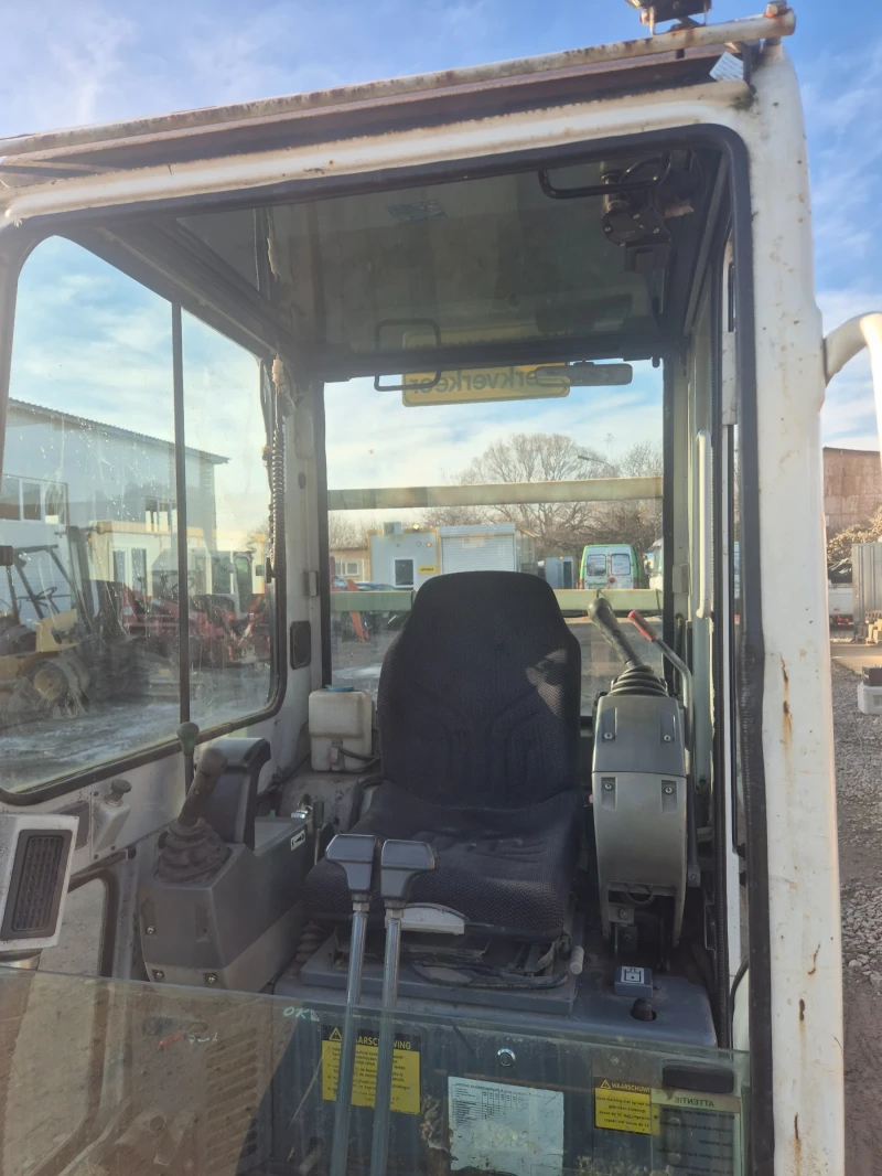 Багер Takeuchi TB016, снимка 5 - Индустриална техника - 52813670